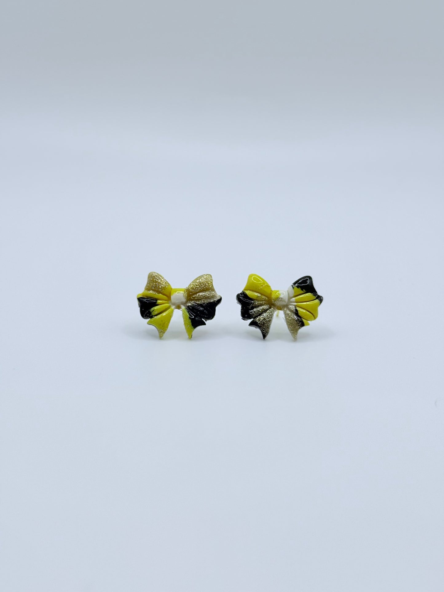Illa Grace Bow Studs