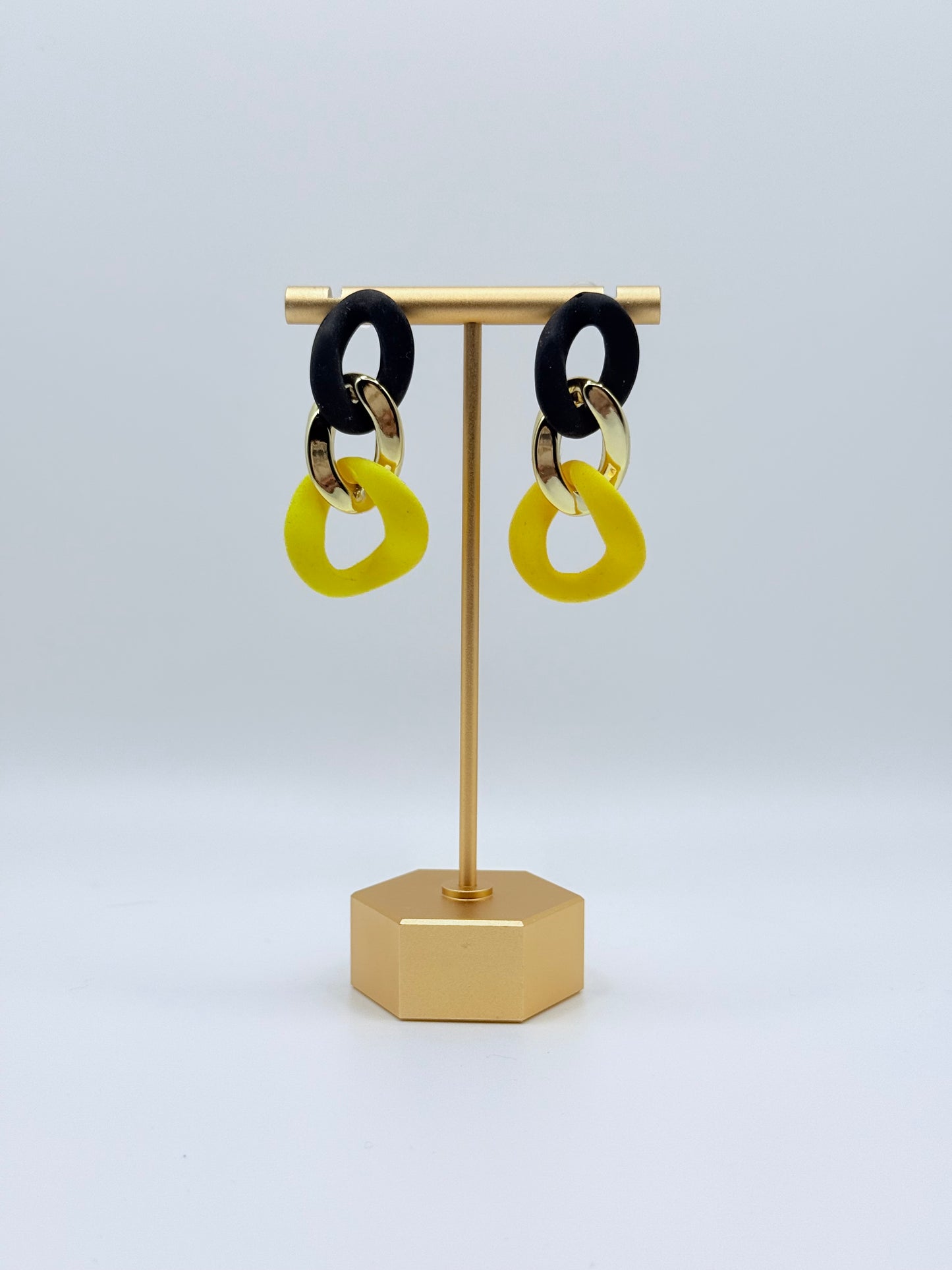 Black and Gold Chain