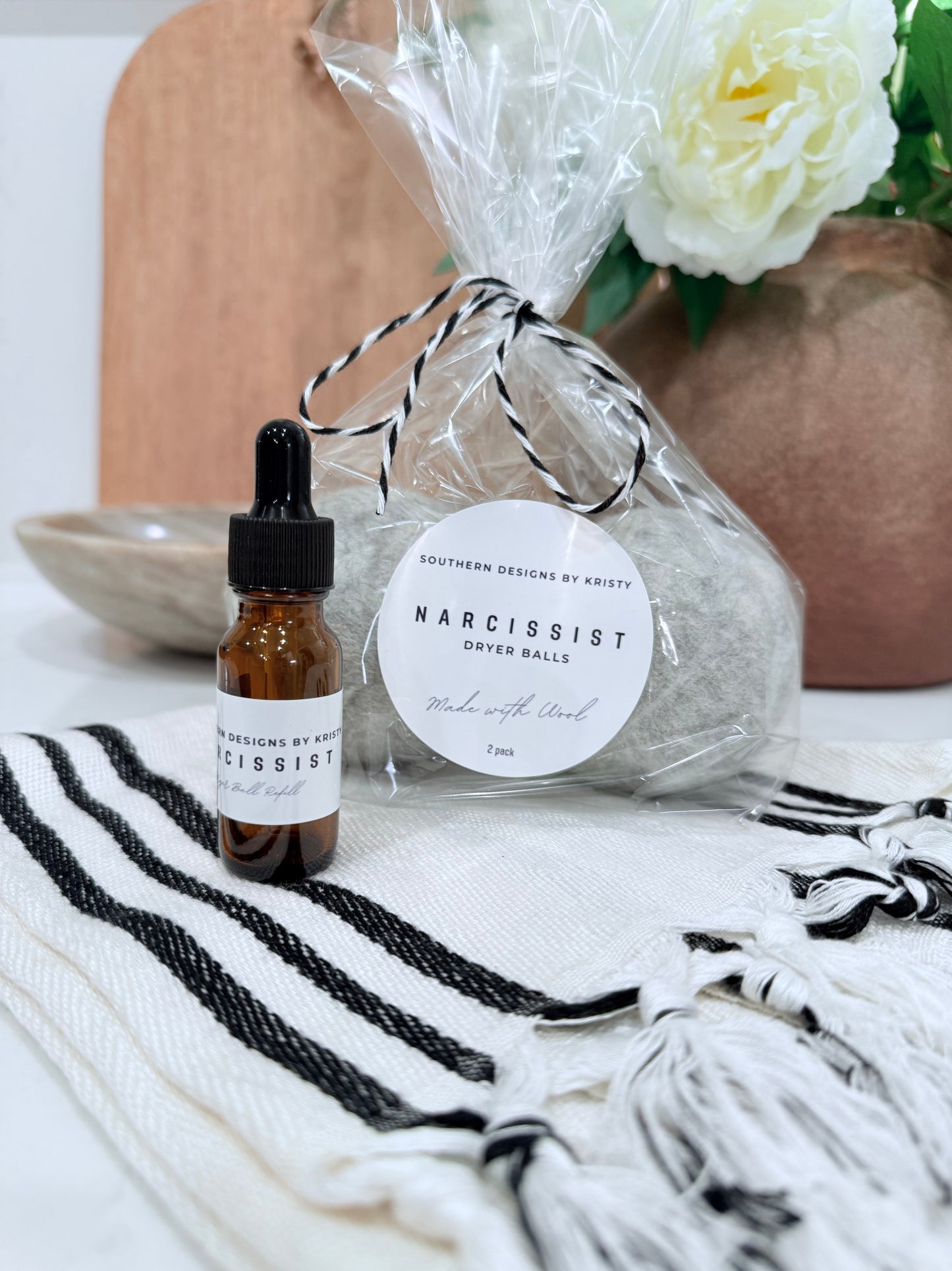 Narcissist Scented Dryer Balls with Refill