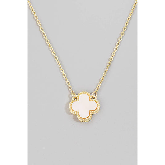 Shell Clover Pendant Chain Necklace